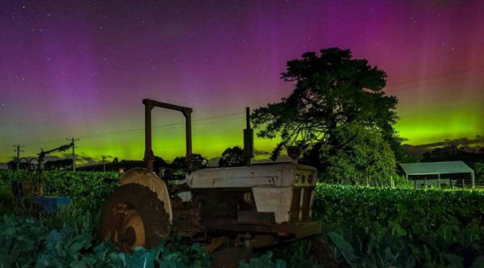 Tasmanian sky lights up with spectacular aurora - VIDEO